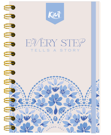 AGENDA. 2027 DIARIA KIUT EVERY STEP TELLS A S TORY