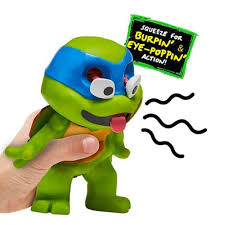 Tortugas Ninja. Figura bebe con sonido