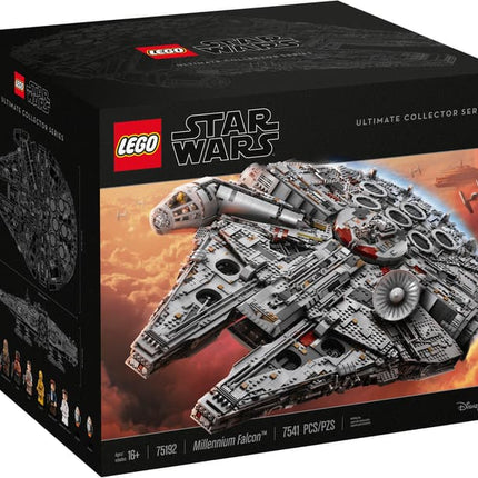 STAR WARS. MILLENNIUM FALCON ULTIMATE (COL)