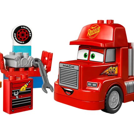Duplo. Disney mack at the race