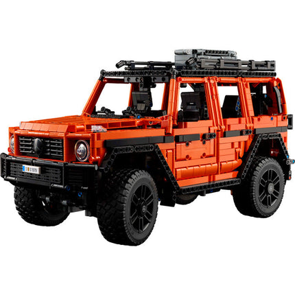 TECHNIC. Mercedes-Benz G50 (Orange)