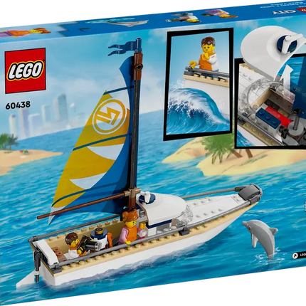 CITY. SAILBOAT