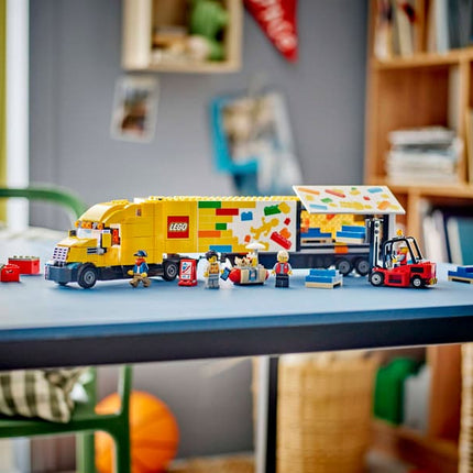 CITY. DELIVERY TRUCK