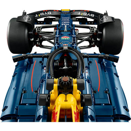 TECHNIC. Oracle red bull racing B2B f1 car