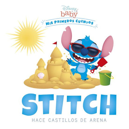 Disney baby. Stitch hace castillos de arena